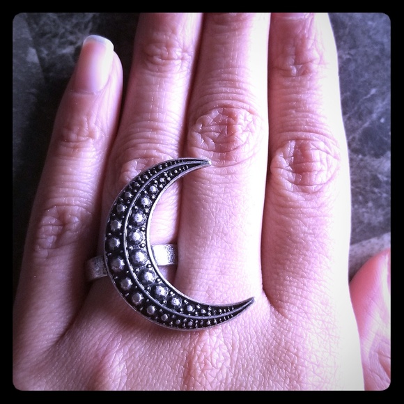 Crescent Moon Ring  🌙 - Picture 1 of 3